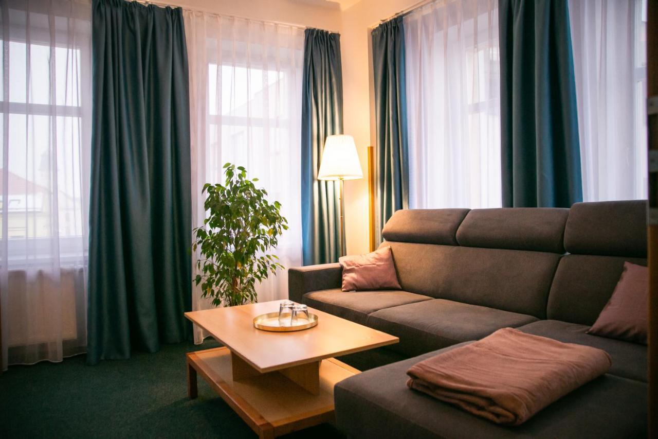 Penzion Hotelu Central Dvůr Králové nad Labem المظهر الخارجي الصورة