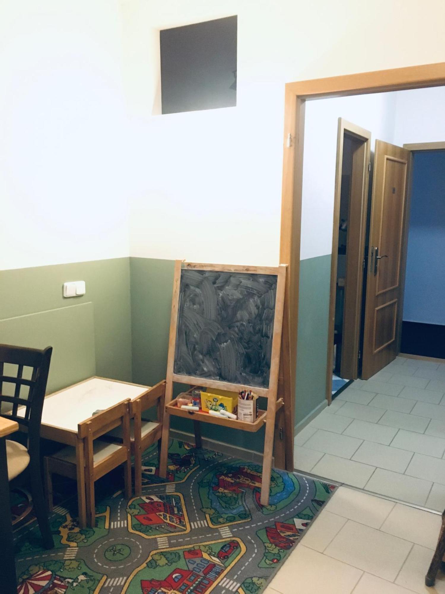 Penzion Hotelu Central Dvůr Králové nad Labem المظهر الخارجي الصورة