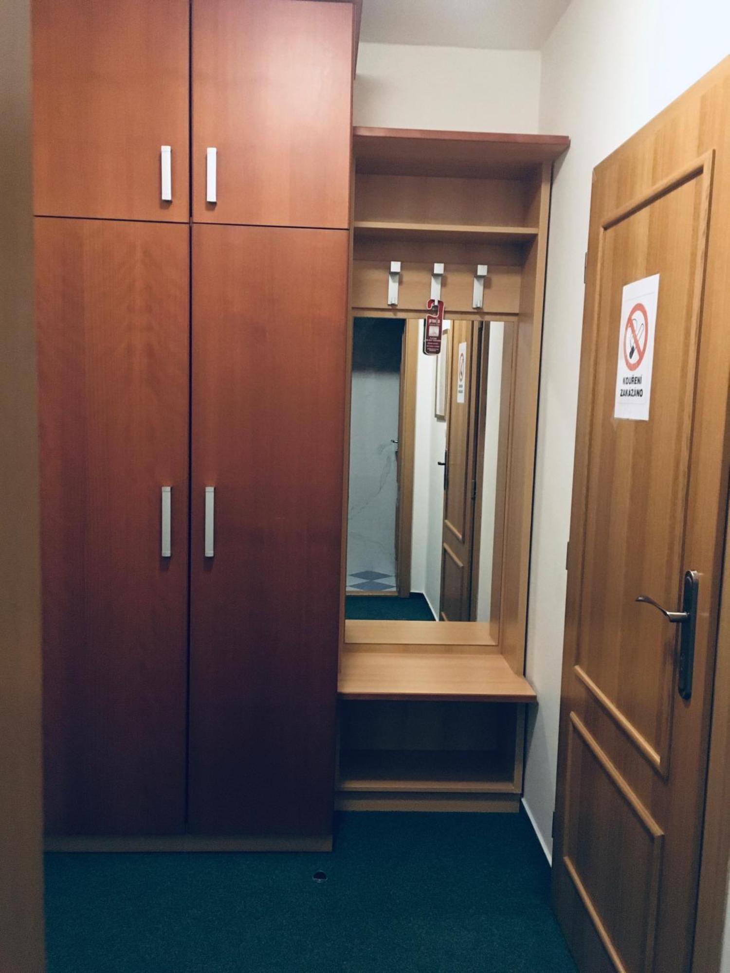 Penzion Hotelu Central Dvůr Králové nad Labem المظهر الخارجي الصورة
